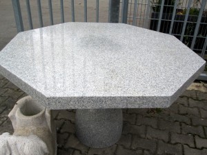 Tisch achteckig Granit grau 120 cm Durchmesser
